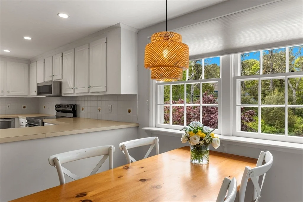 Photo of 240 Riverview Drive