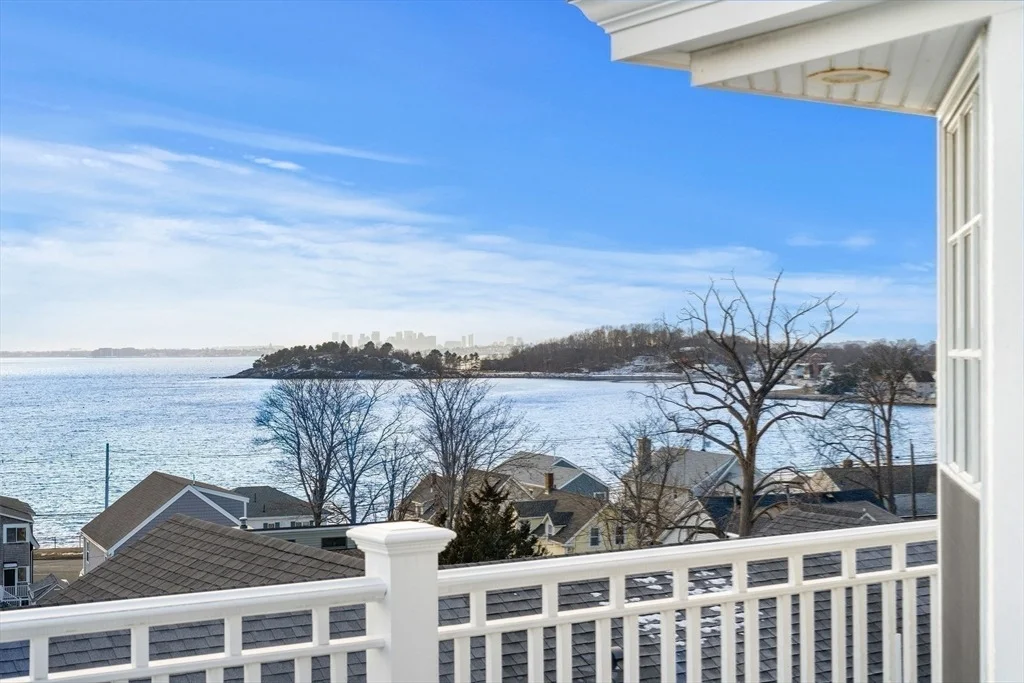 Photo of 303 Nahant Road