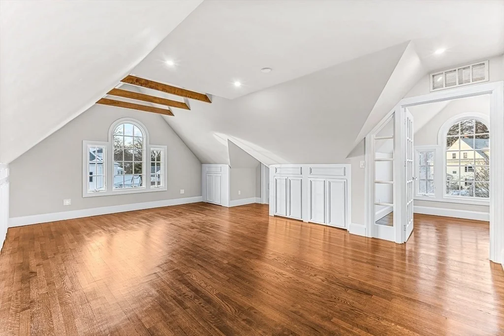 Photo of 6 Lakeview Road