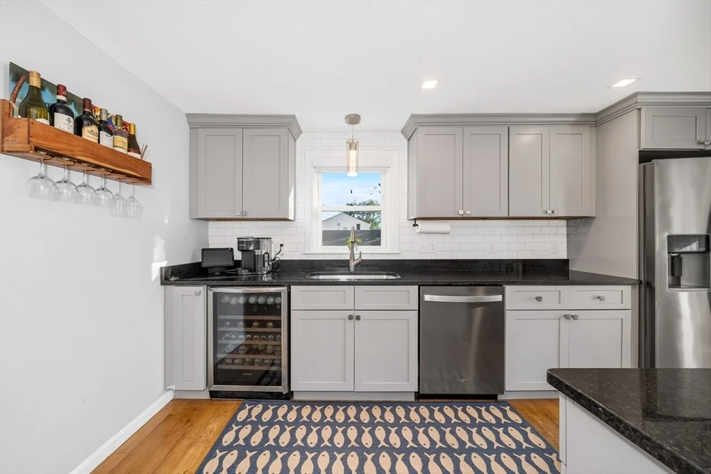 Photo of 37 Hillcrest Ave