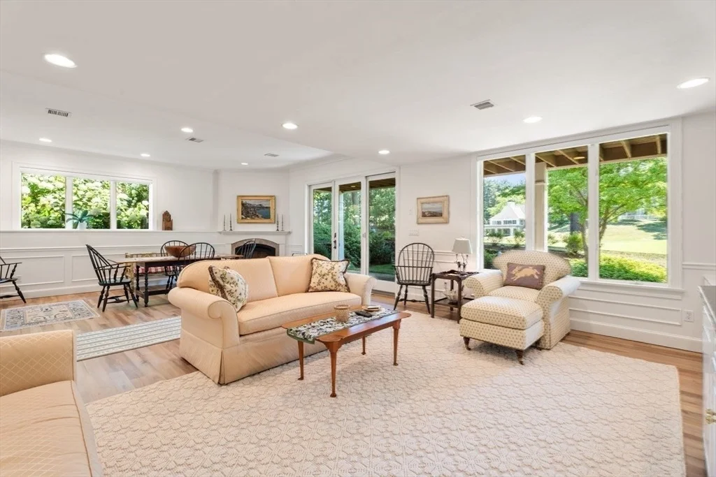 Photo of 11 Eagle Court