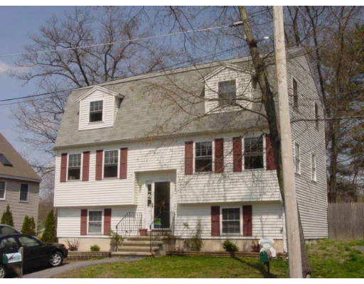 Photo of 8 Crest Rd