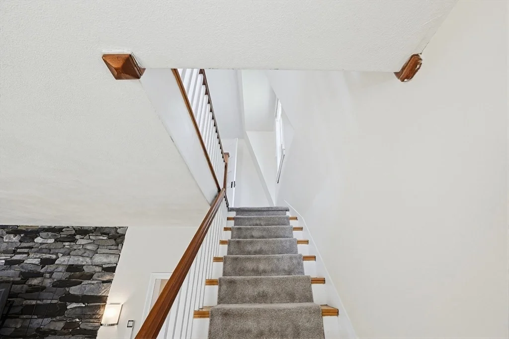 Photo of 9 Commonwealth Ave