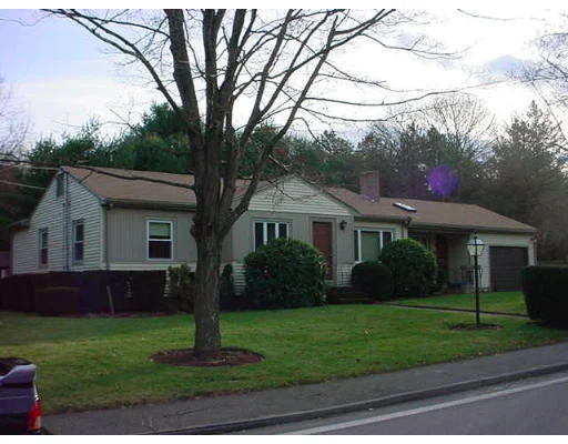 Photo of 16 Deerfield Rd