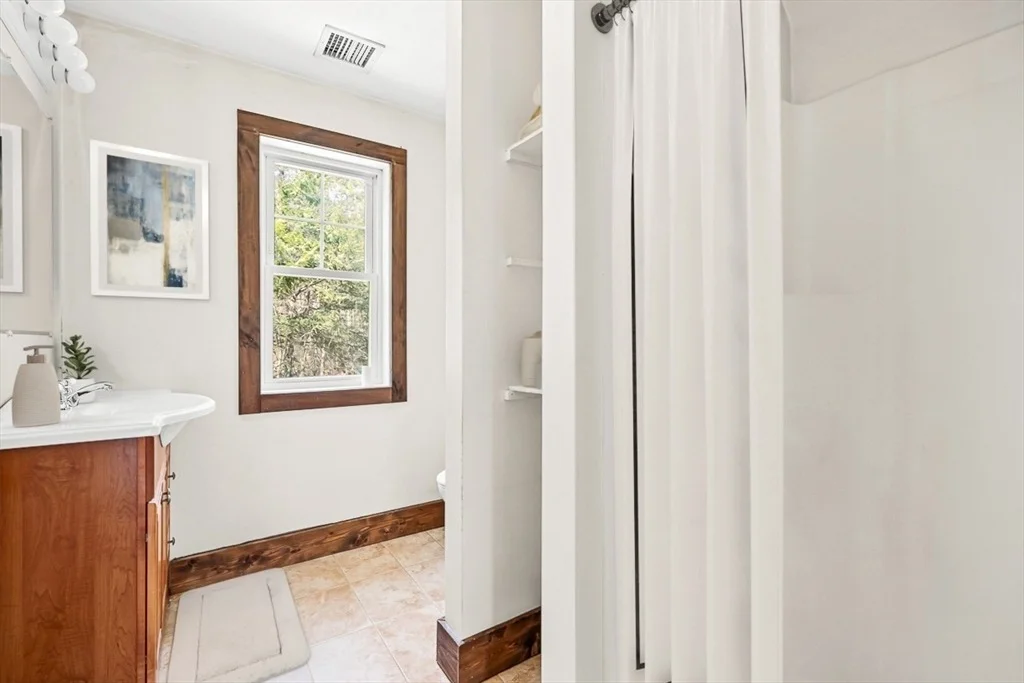 Photo of 157 Oak Street