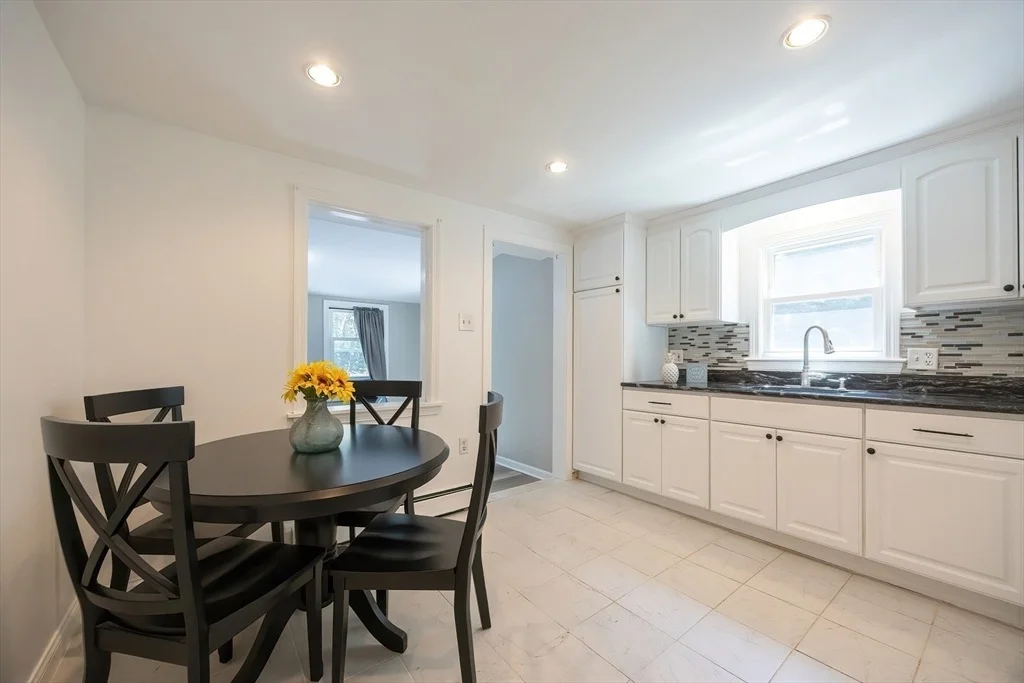 Photo of 103 Leland Rd