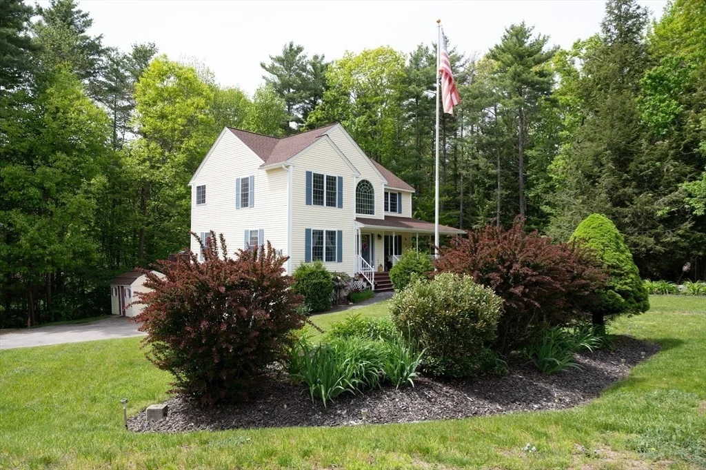 Photo of 6 Loon Road