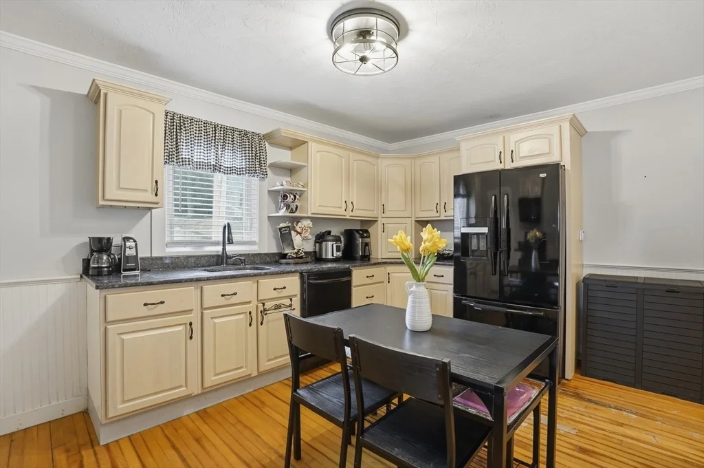 Photo of 23 Dryden Street