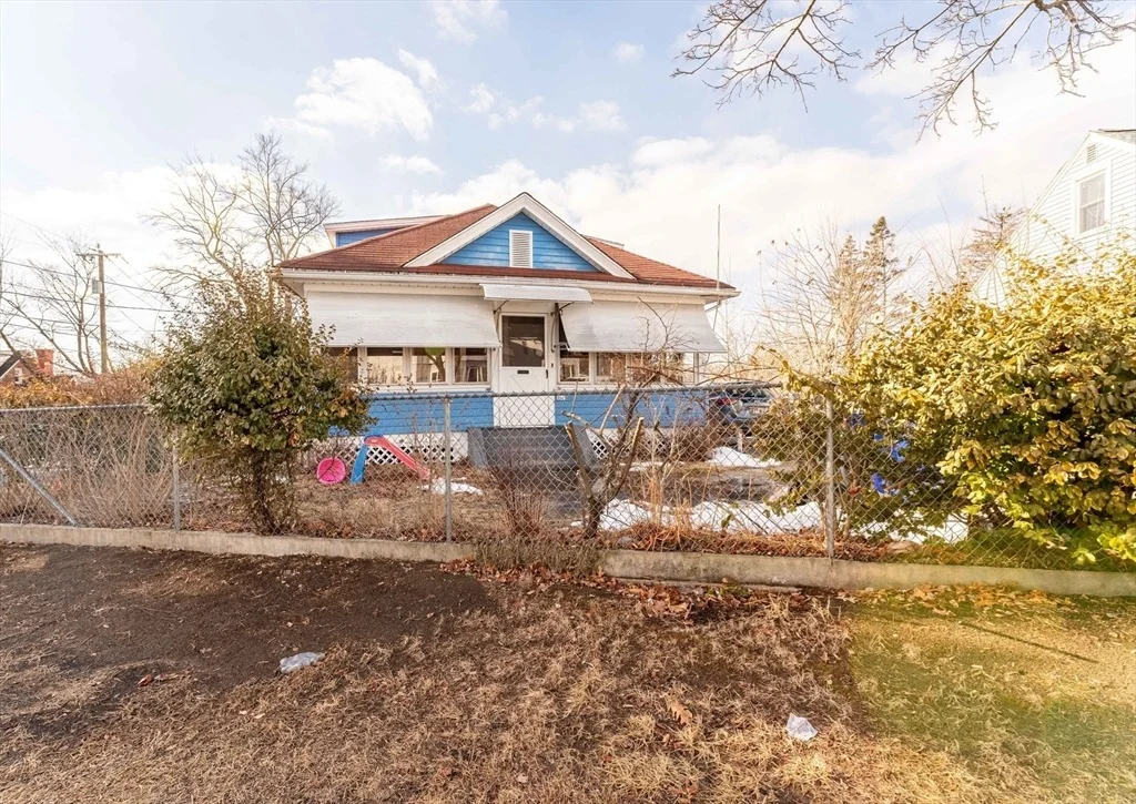 Photo of 112 Lyons St