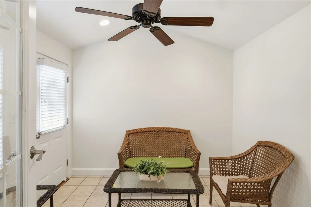 Photo of 22 Rosedale Ave