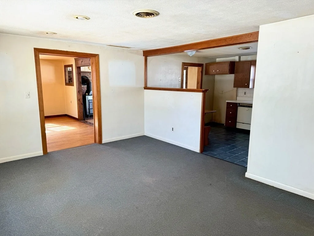Photo of 126 Ames Rd