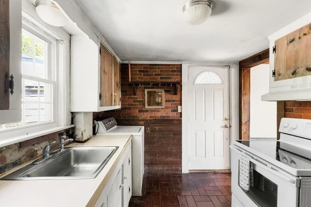 Photo of 5 Coolidge Road