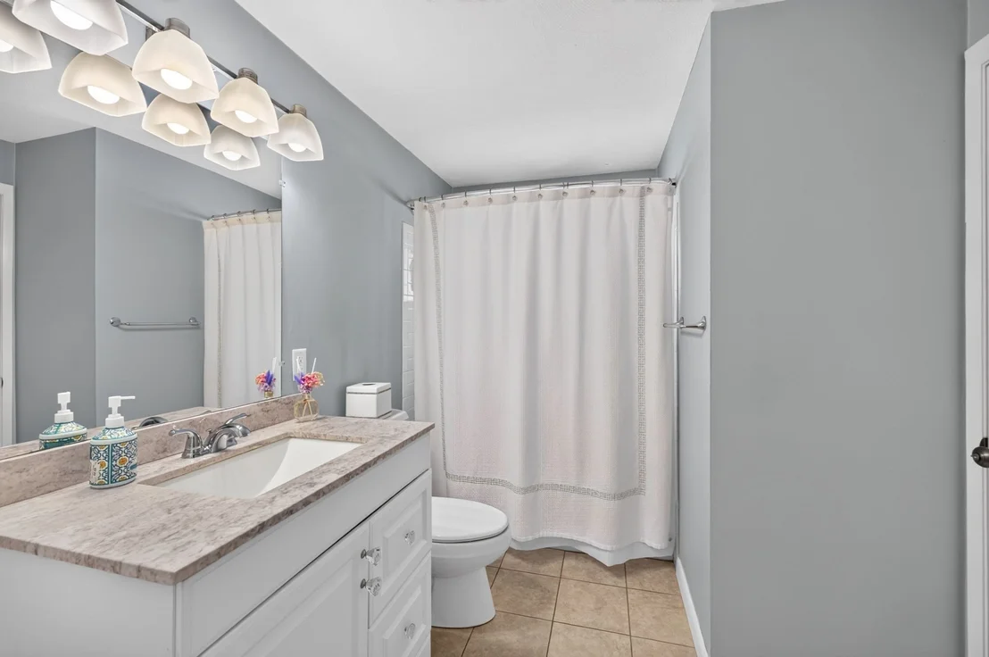 Photo of 215 Mendon Road