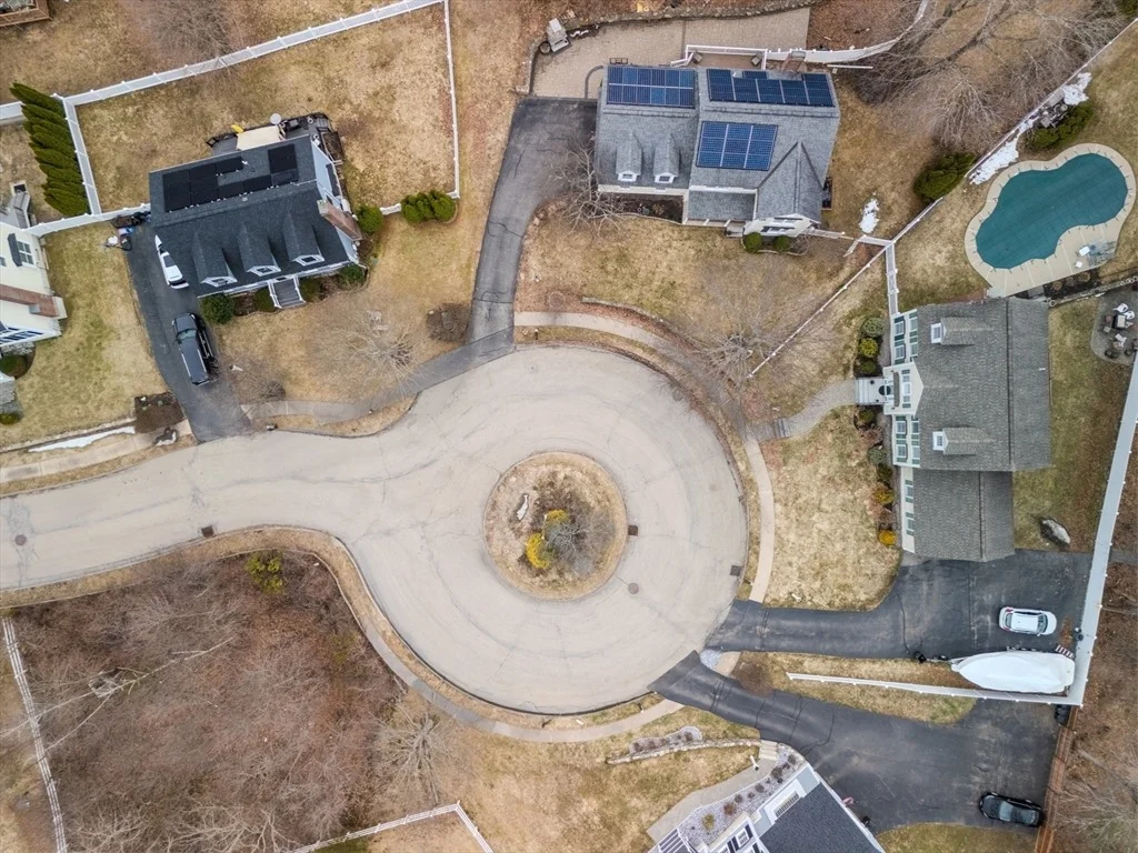 Photo of 8 Jacqueline Dr