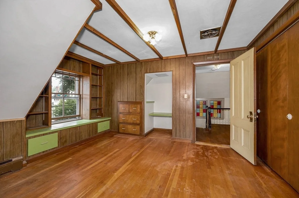 Photo of 82 Lincoln Ave