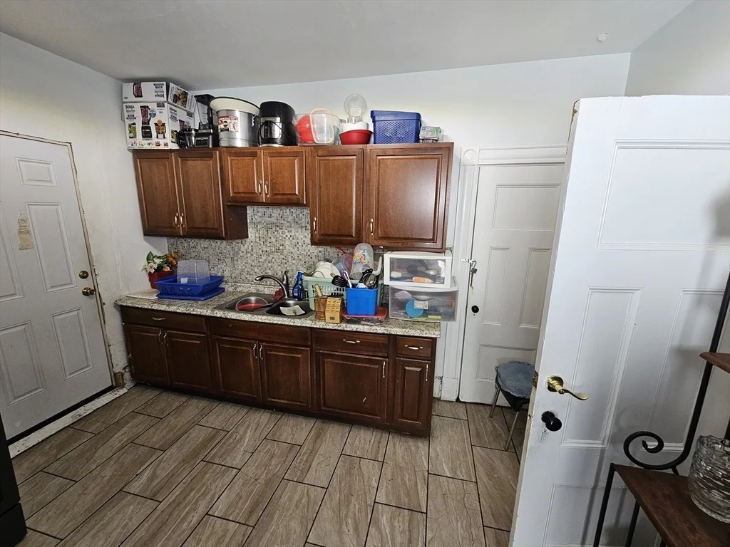 Photo of 1110 River St