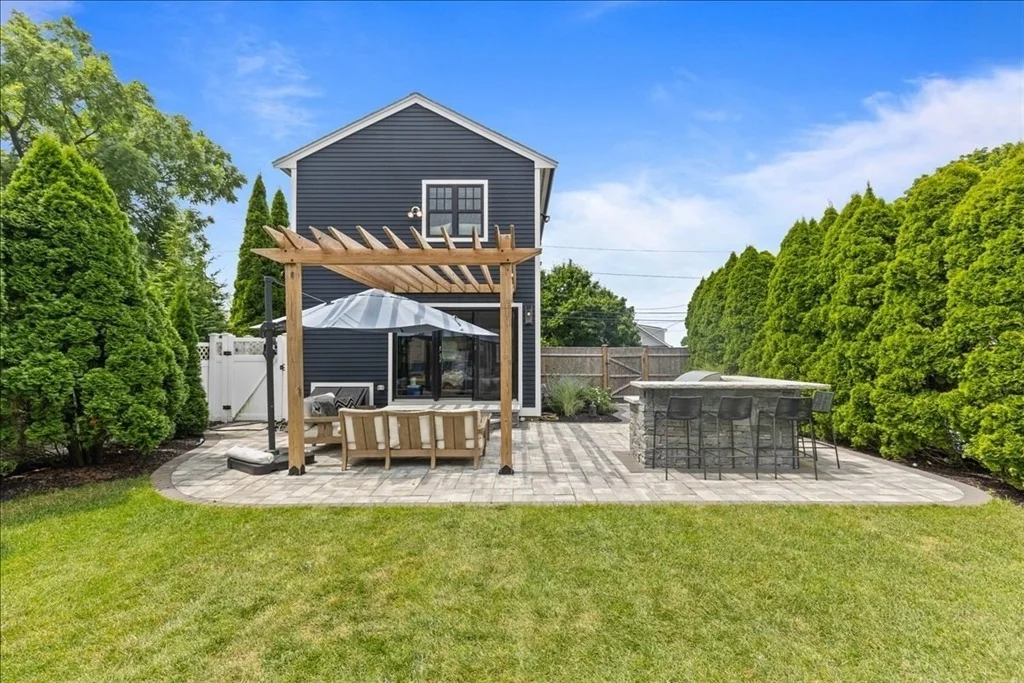 Photo of 199 Wompatuck Road