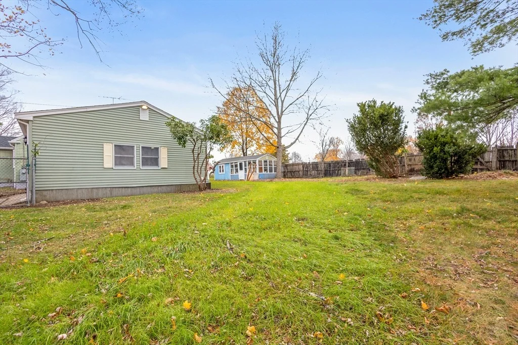 Photo of 25 Lakeview St
