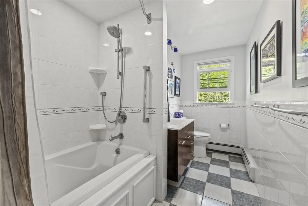 Photo of 74 Brook Road