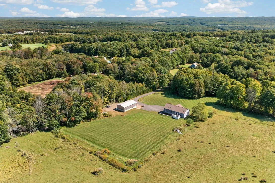 Photo of 528 Wauwinet Rd