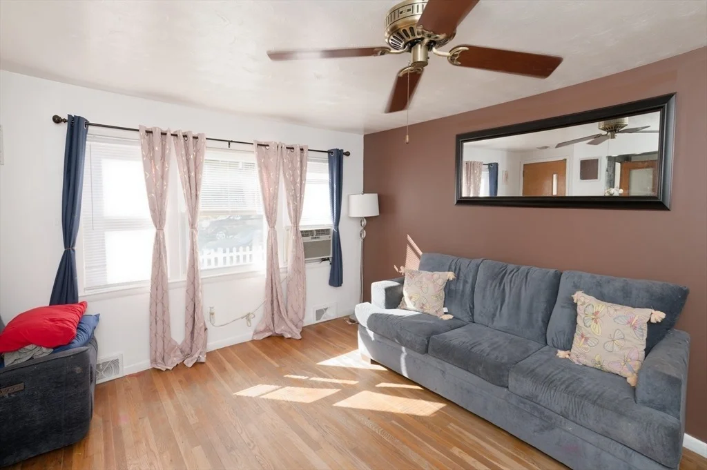 Photo of 121 Pilgrim Ave