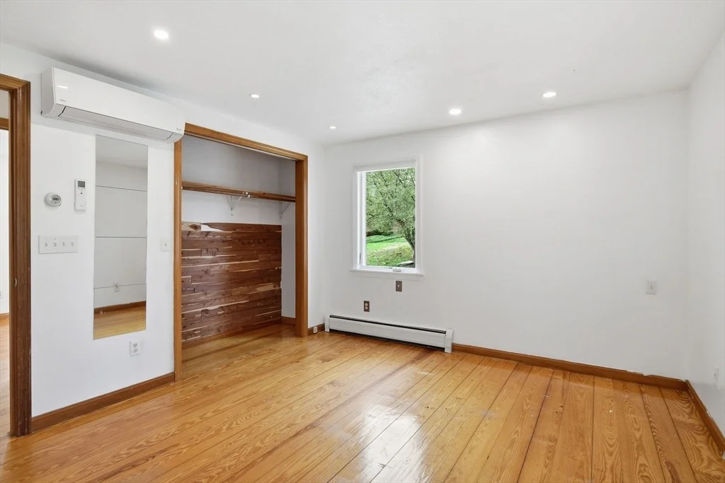 Photo of 138 West St