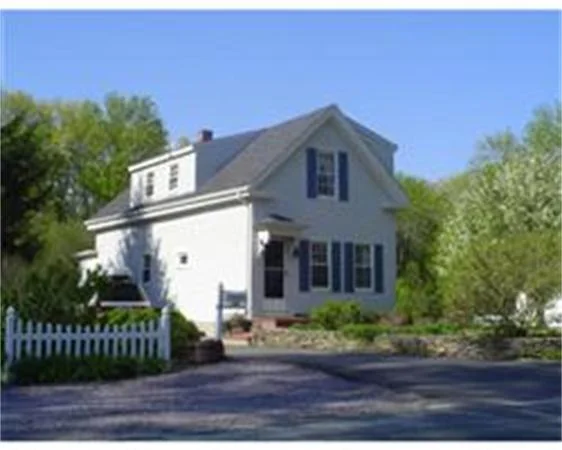 Photo of 239 Arnold Rd