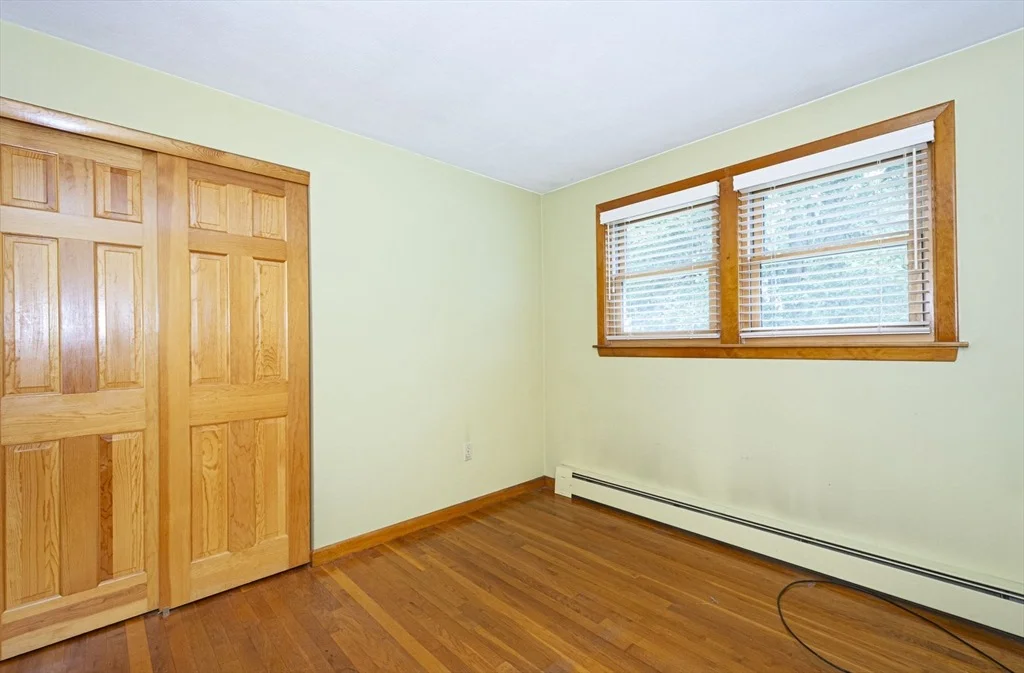 Photo of 463 Farm Rd