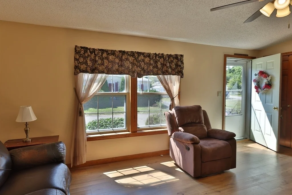 Photo of 2 Douglas Dr