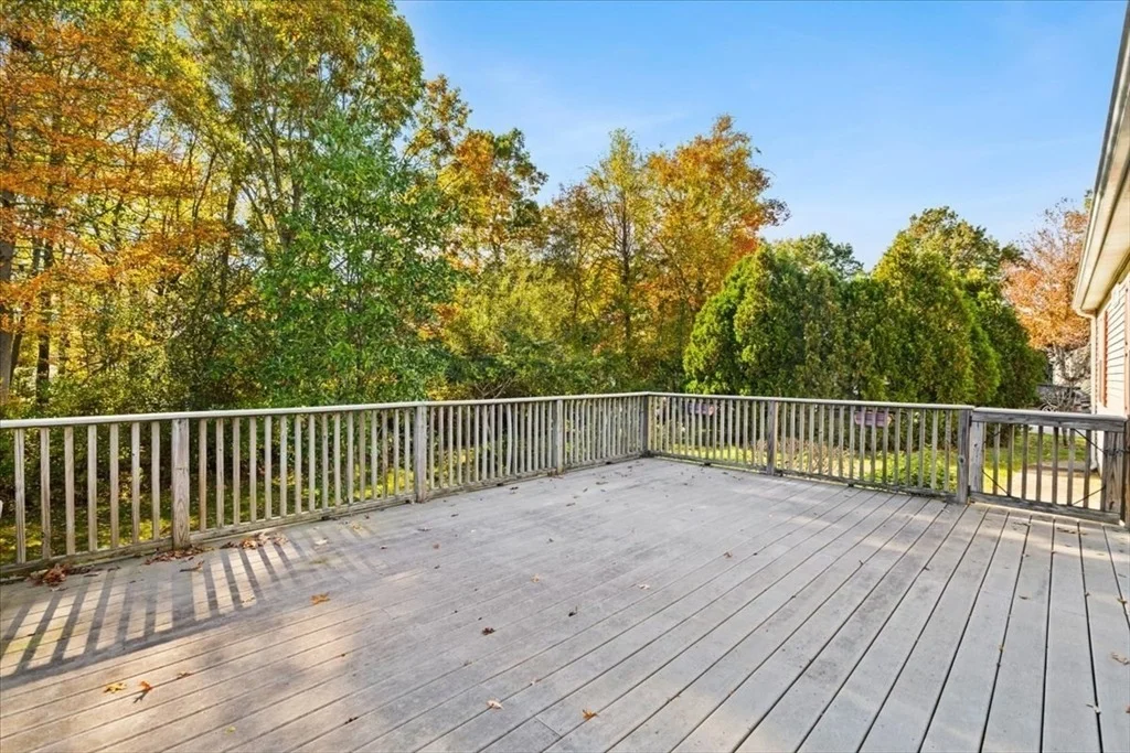 Photo of 84 Lark Ln