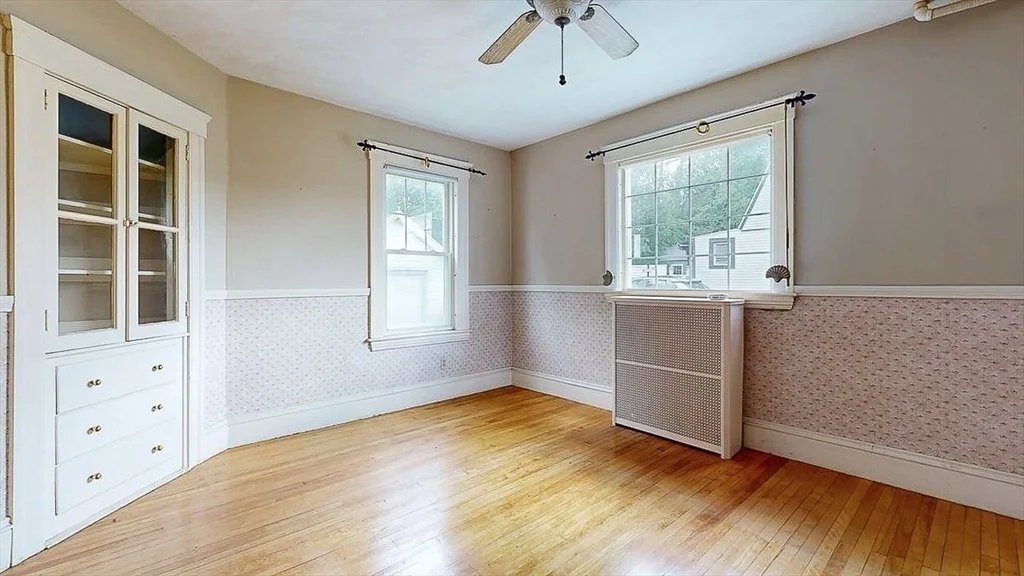 Photo of 120 Hillcroft Ave