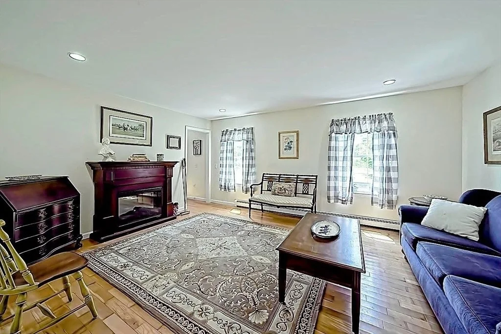 Photo of 46 Broad St
