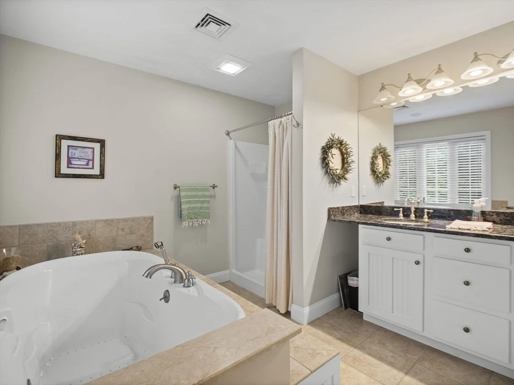 Photo of 81 Lawrence St