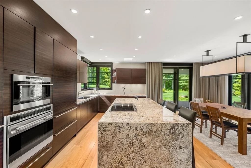Photo of 5 Redwood Cir
