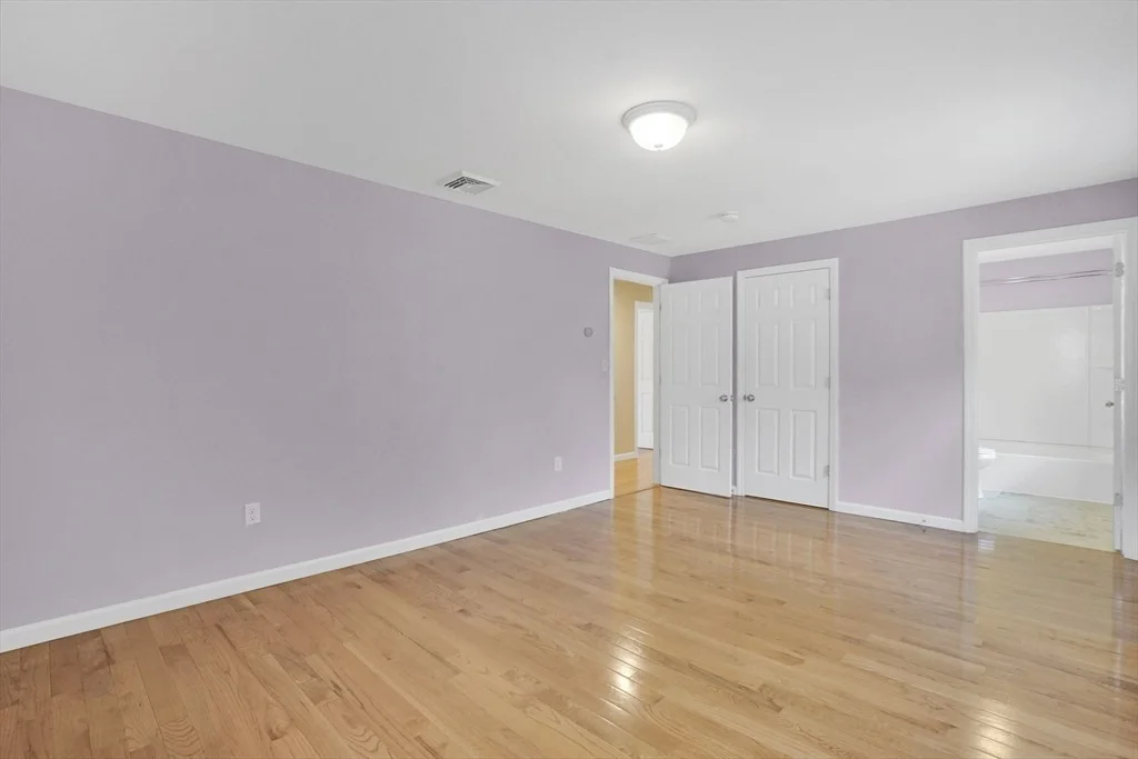 Photo of 990 Frank Smith Rd