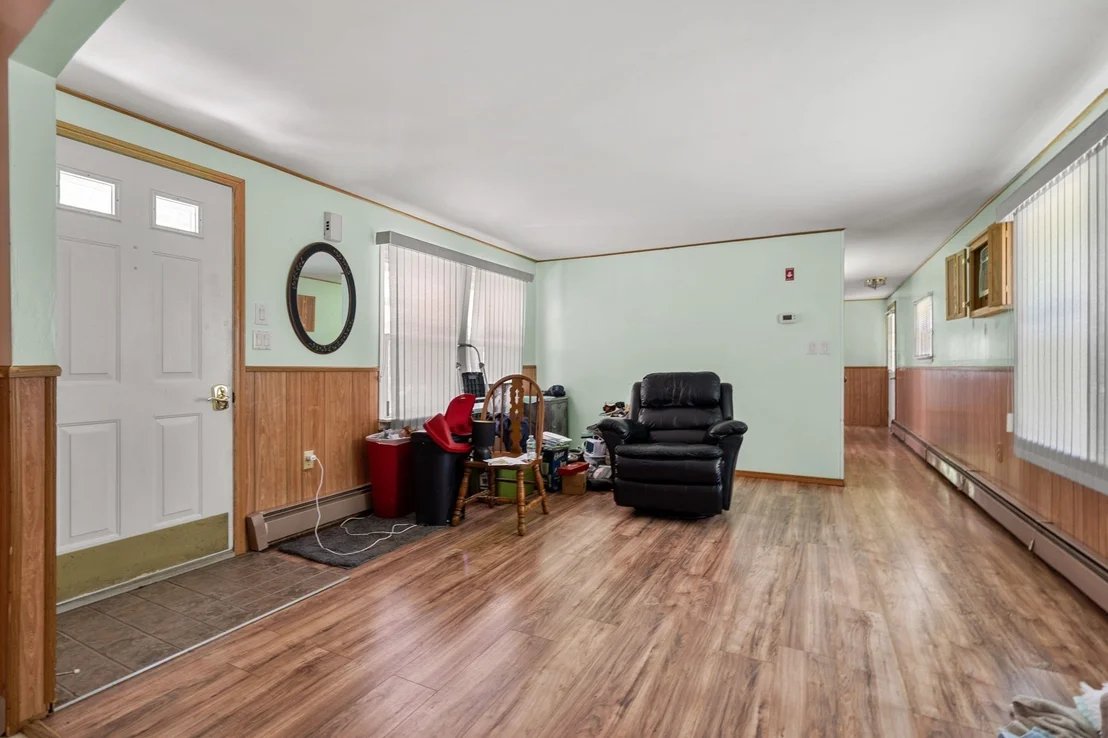 Photo of 32 Scott Dr