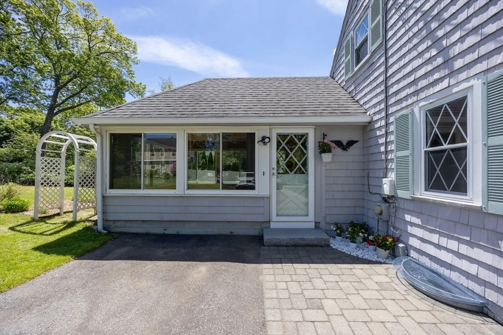 Photo of 4 Cypress Rd