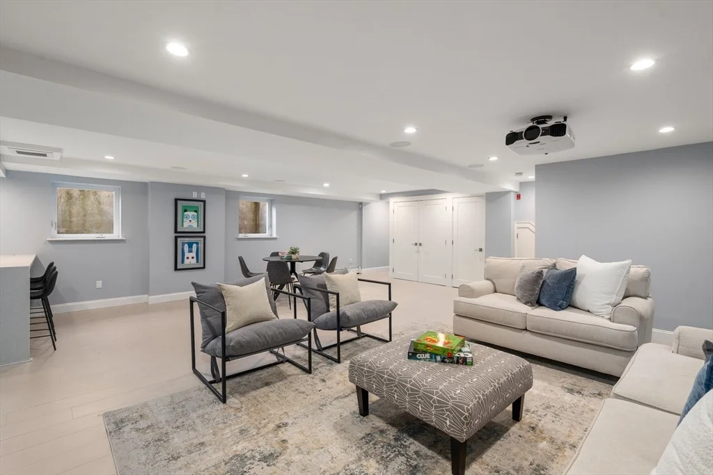 Photo of 152 Bellevue Rd