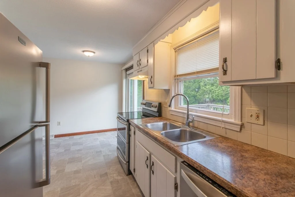 Photo of 629 River Road