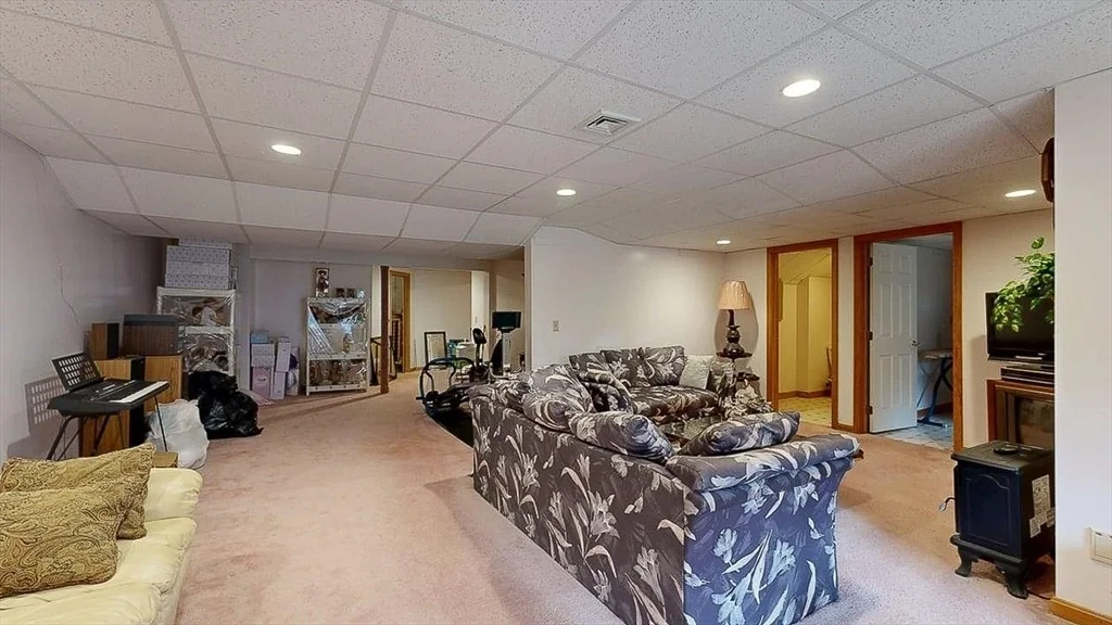 Photo of 51 Sheffield Dr