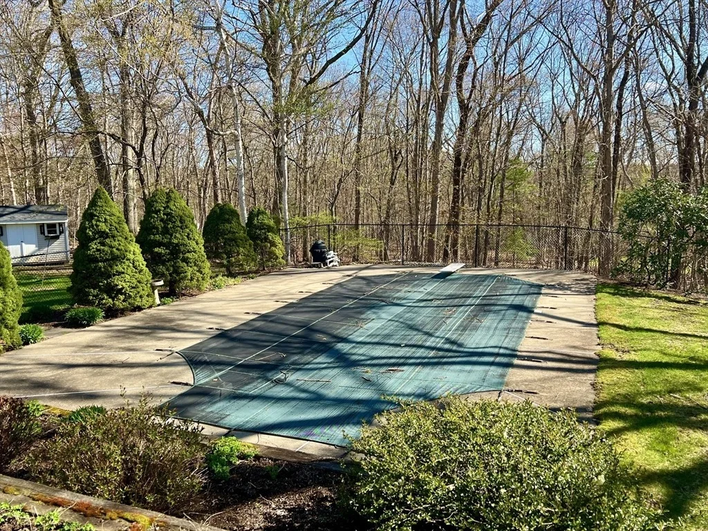 Photo of 49 Stonybrook Dr