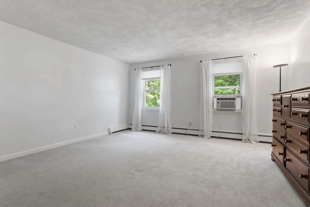 Photo of 16 Silver Hill Rd