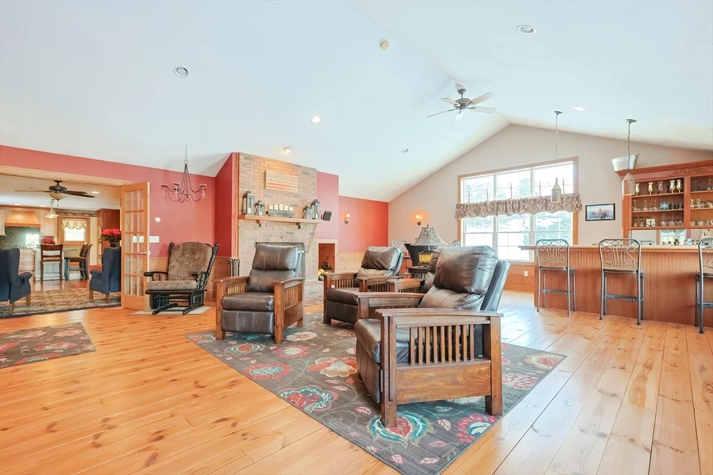 Photo of 11 Brigham Rd