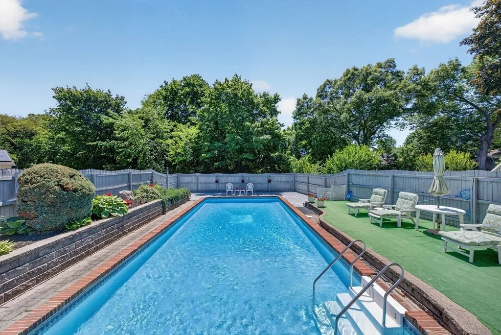 Photo of 82 Park Rd