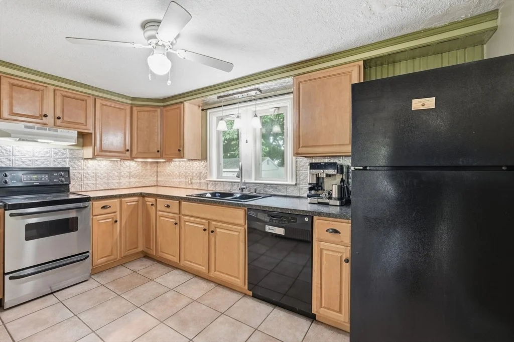 Photo of 154 Barnard Rd