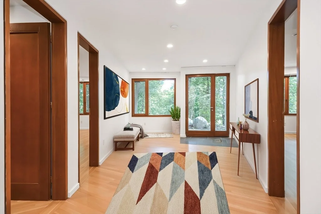 Photo of 115 Juniper Rd