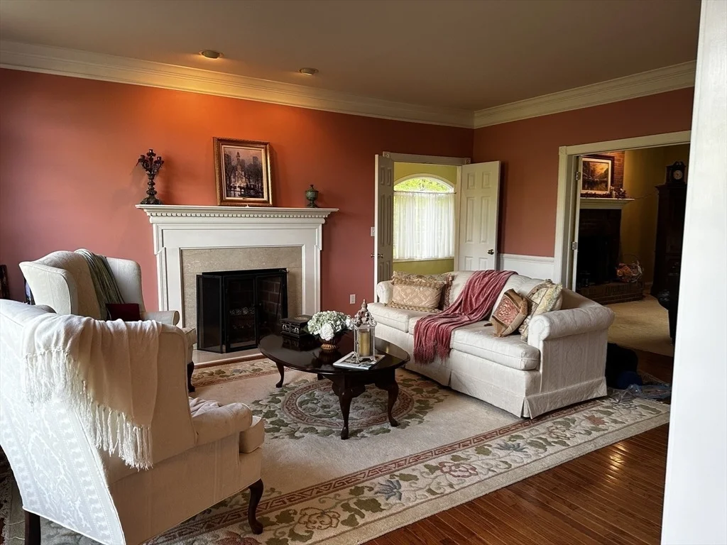 Photo of 6 Everett Circle