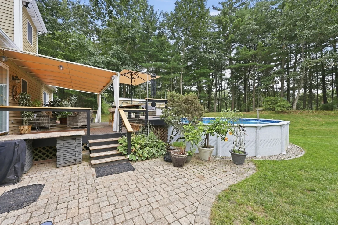 Photo of 6 Brittany Dr