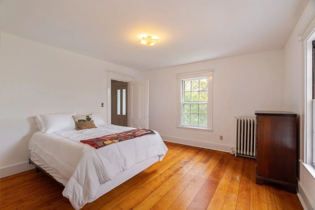 Photo of 36 Maple Ave