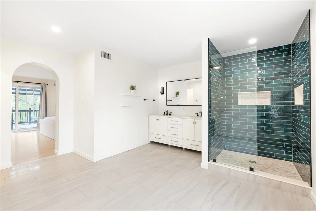 Photo of 19 Hammersmith Dr